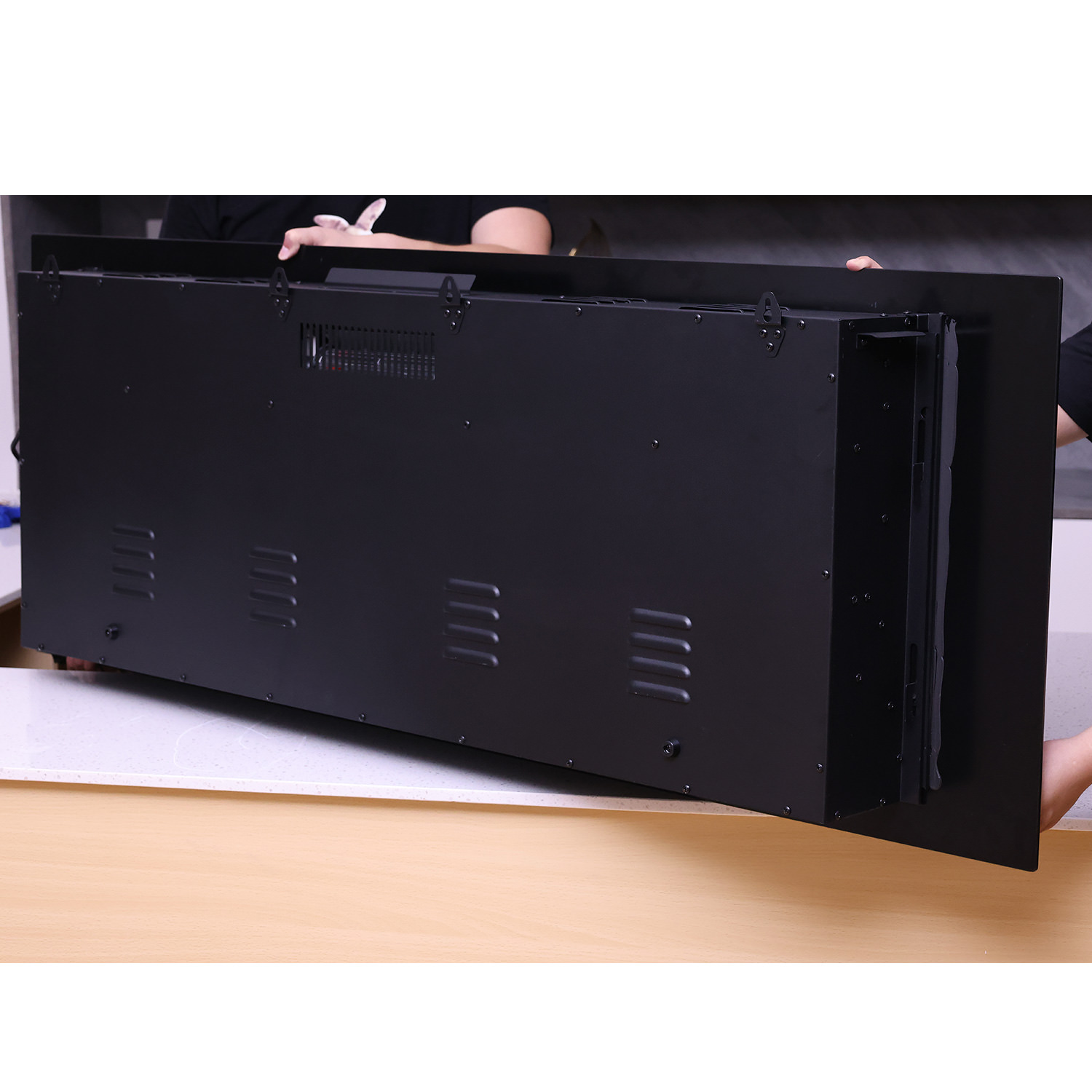 CAMINETTO-PARETE-APRICA-7 - SINED | Docce in piscina | Lettini da giardino | Caminetti elettrici! Infrarossi