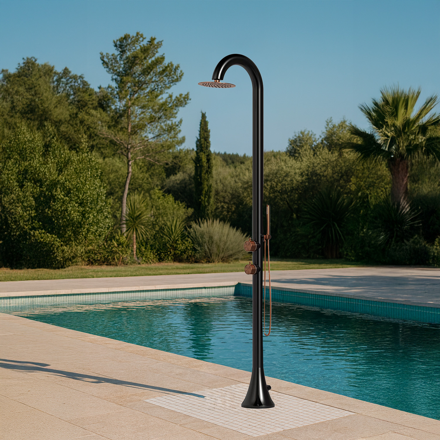 DOCCIA-LUNA-DUO-NERA-OROROSA-ambientata - SINED | Docce in piscina | Lettini da giardino | Caminetti elettrici! Infrarossi