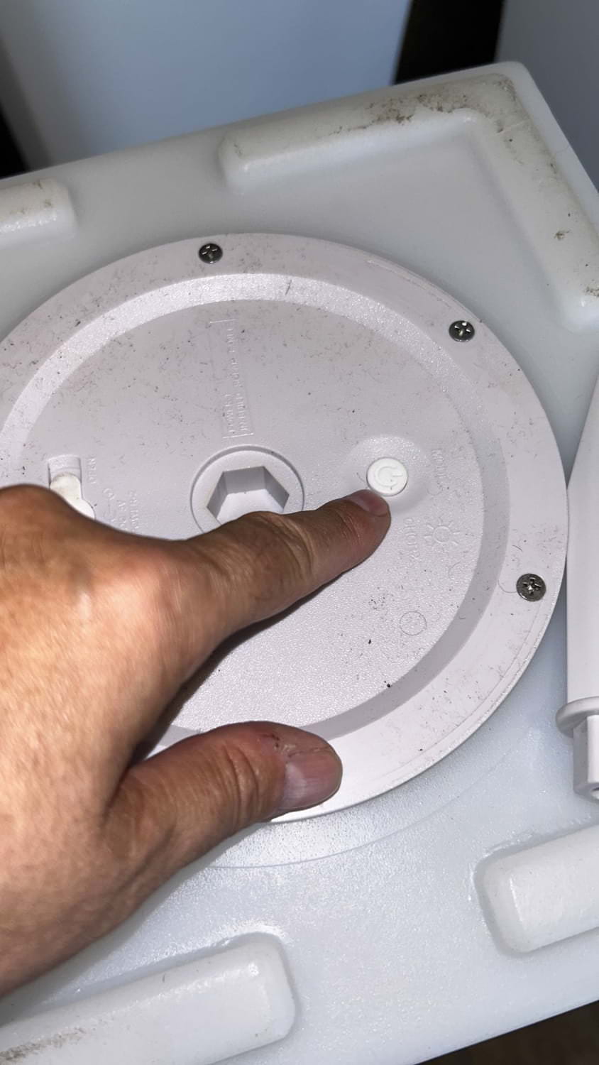 VASO-QUADRATO-SOLAR-102-7 - SINED | Docce in piscina | Lettini da giardino | Caminetti elettrici! Infrarossi