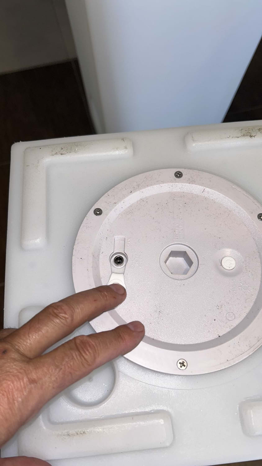 VASO-QUADRATO-SOLAR-102-8 - SINED | Docce in piscina | Lettini da giardino | Caminetti elettrici! Infrarossi